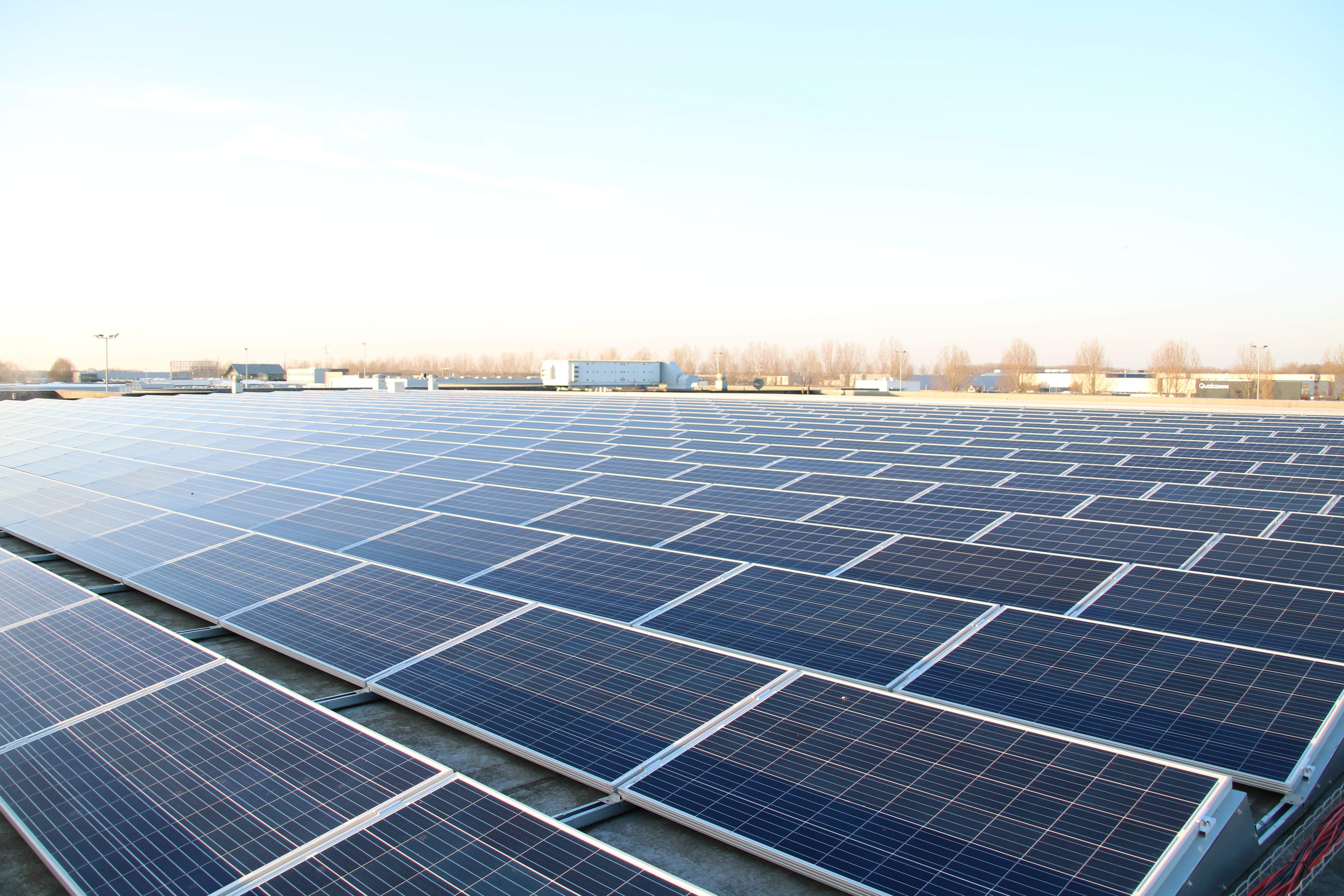 1.944 zonnepanelen geplaatst bij Banken Champignons in Wijchen!