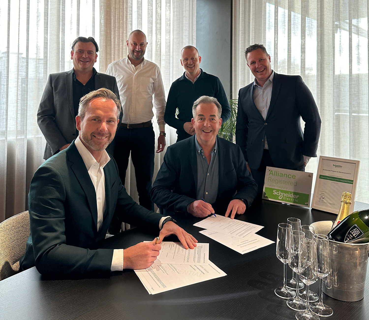 Modderkolk nieuwe registered Alliance Partner van Schneider Electric